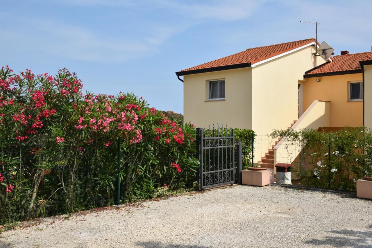 Villa Vinki Vinkuran Extérieur photo